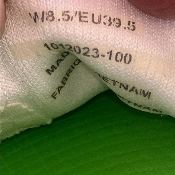 OOFOS OOMG sport LS Women's White Sneakers - Picture 10 of 10